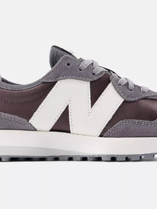 New Balance 327  Sneakers METALLIC Expresso Leather / White Men 10 / Women 11.5 main image 7